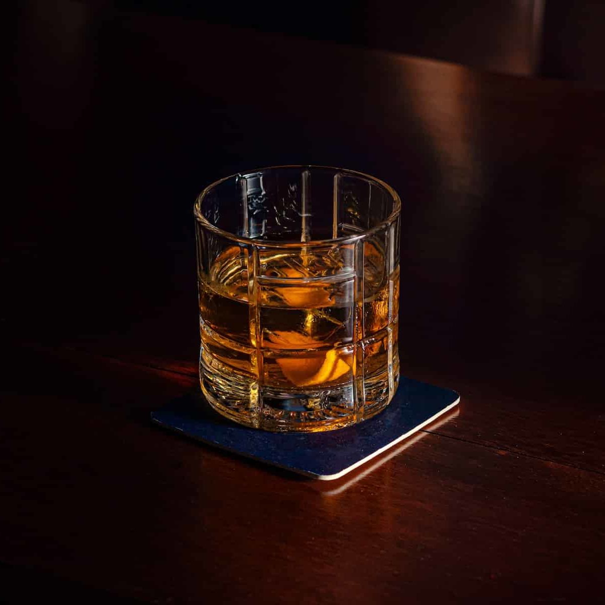 histoire du whisky - verre